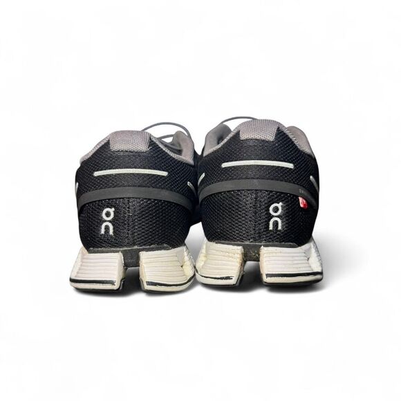 On-running Women's Black and Grey Trainers - Picture 2 of 7